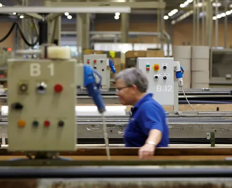 THE EXTRUSION PROCESS IS A KEY POINT IN MANUFACTURING PLASTIC PROFILES